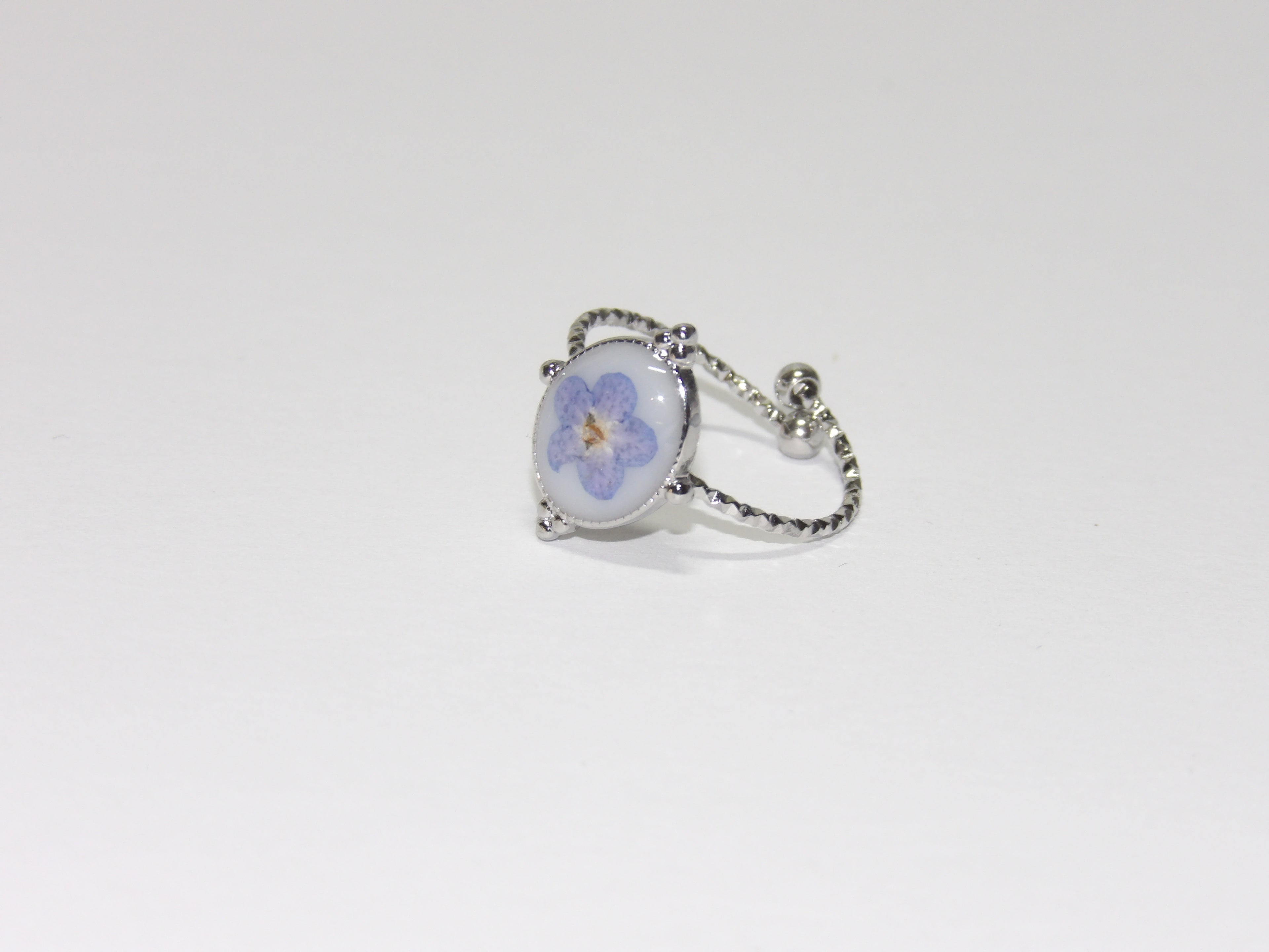 Oval Ring