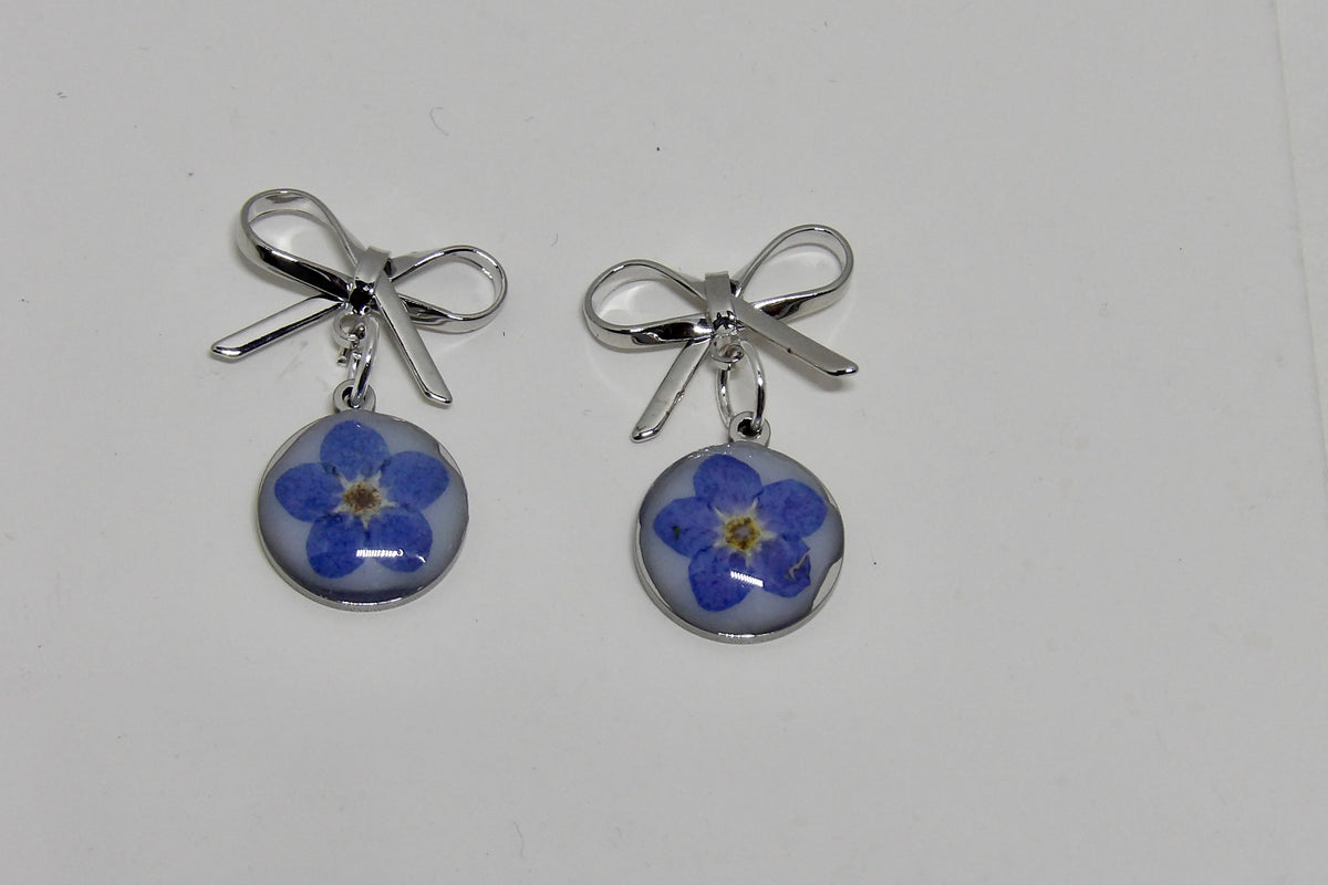 Bow Earring